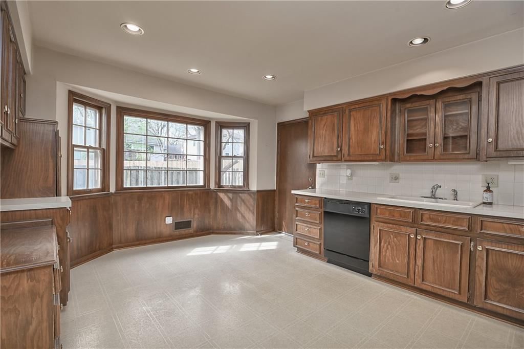 10915 W 100th Terrace — photo 10