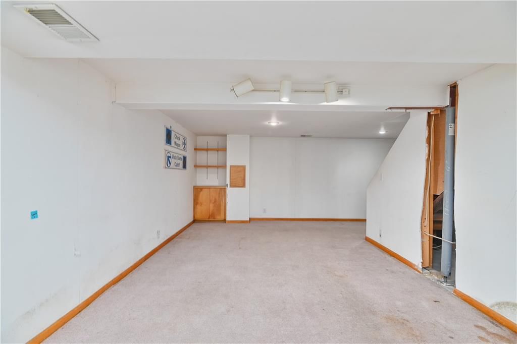 10915 W 100th Terrace — photo 24