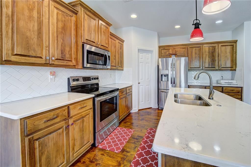 3900 NW Eclipse Place — photo 5