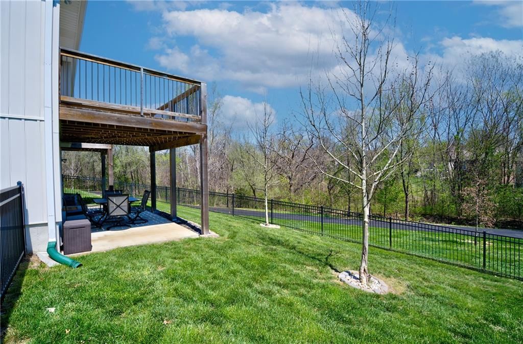3900 NW Eclipse Place — photo 36