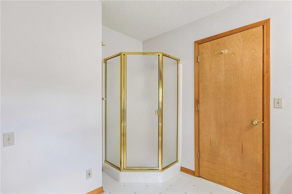 12400 E Bannister Road — photo 30