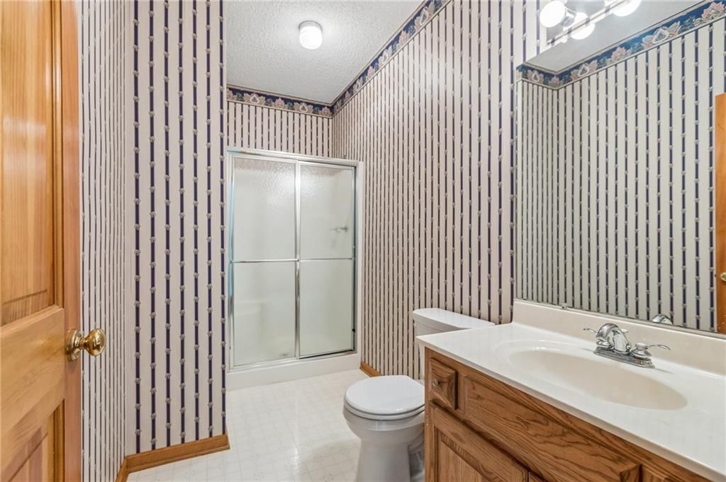 12400 E Bannister Road — photo 40