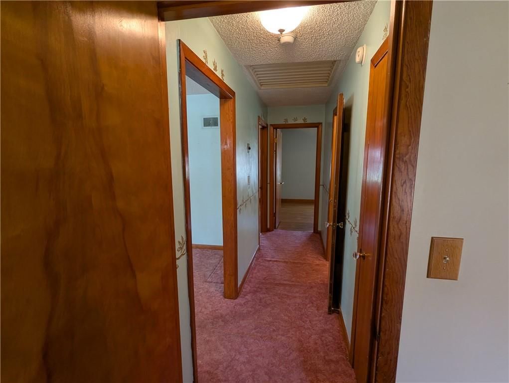 206 Hiawatha Avenue — photo 11