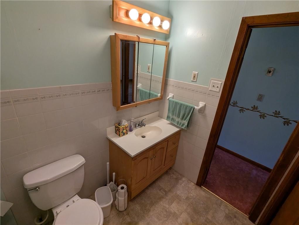 206 Hiawatha Avenue — photo 17