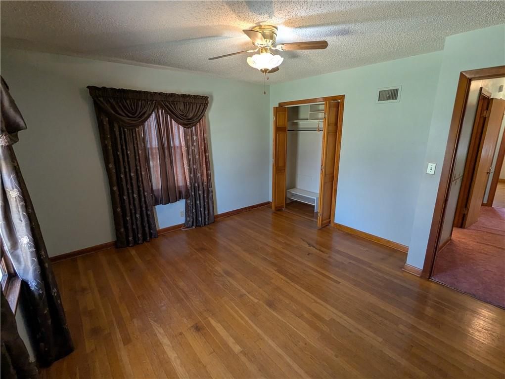 206 Hiawatha Avenue — photo 20