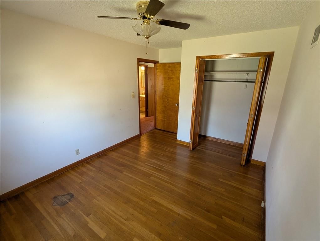 206 Hiawatha Avenue — photo 23