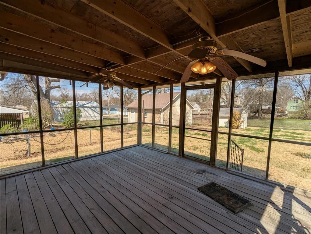 206 Hiawatha Avenue — photo 26