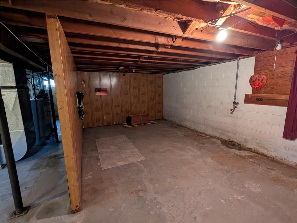206 Hiawatha Avenue — photo 32