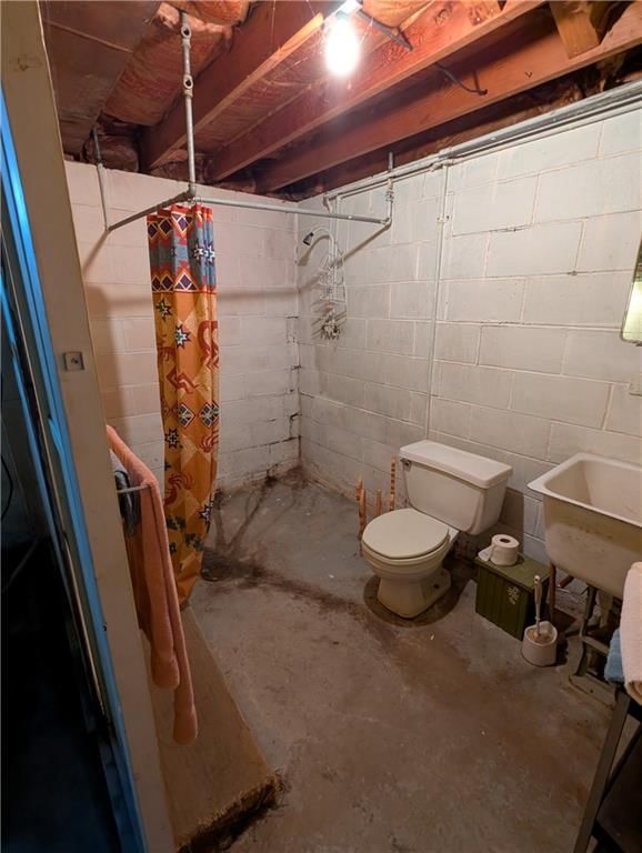 206 Hiawatha Avenue — photo 36