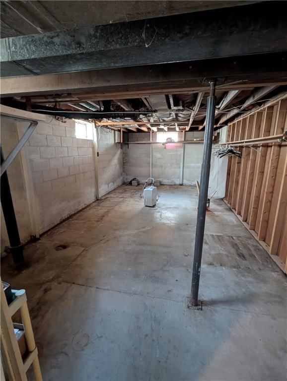 206 Hiawatha Avenue — photo 37
