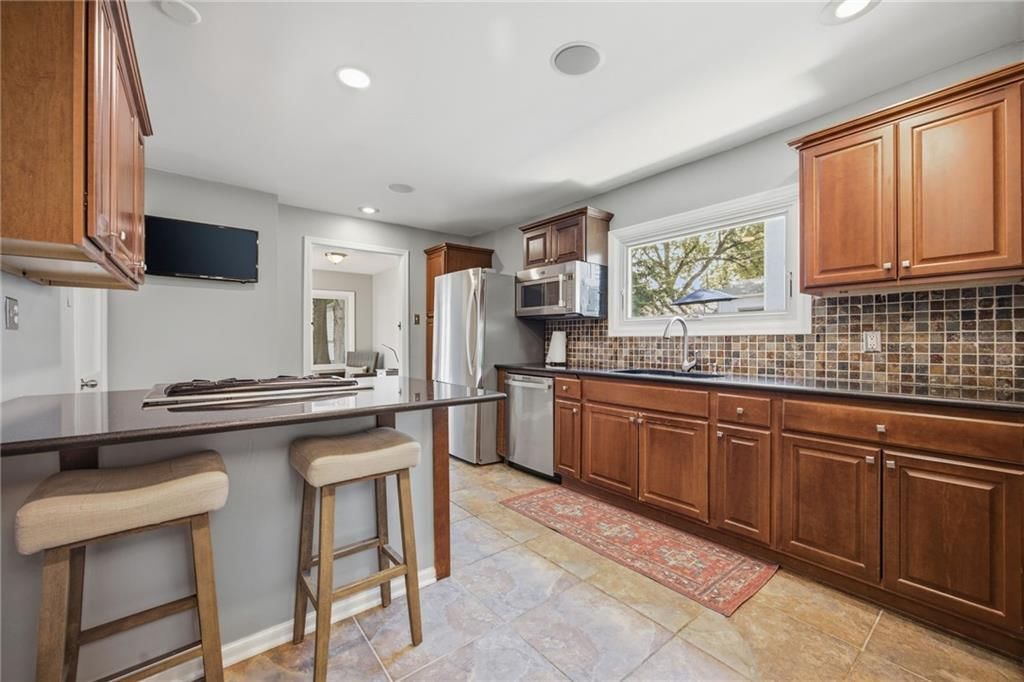 1207 W Gregory Boulevard — photo 14