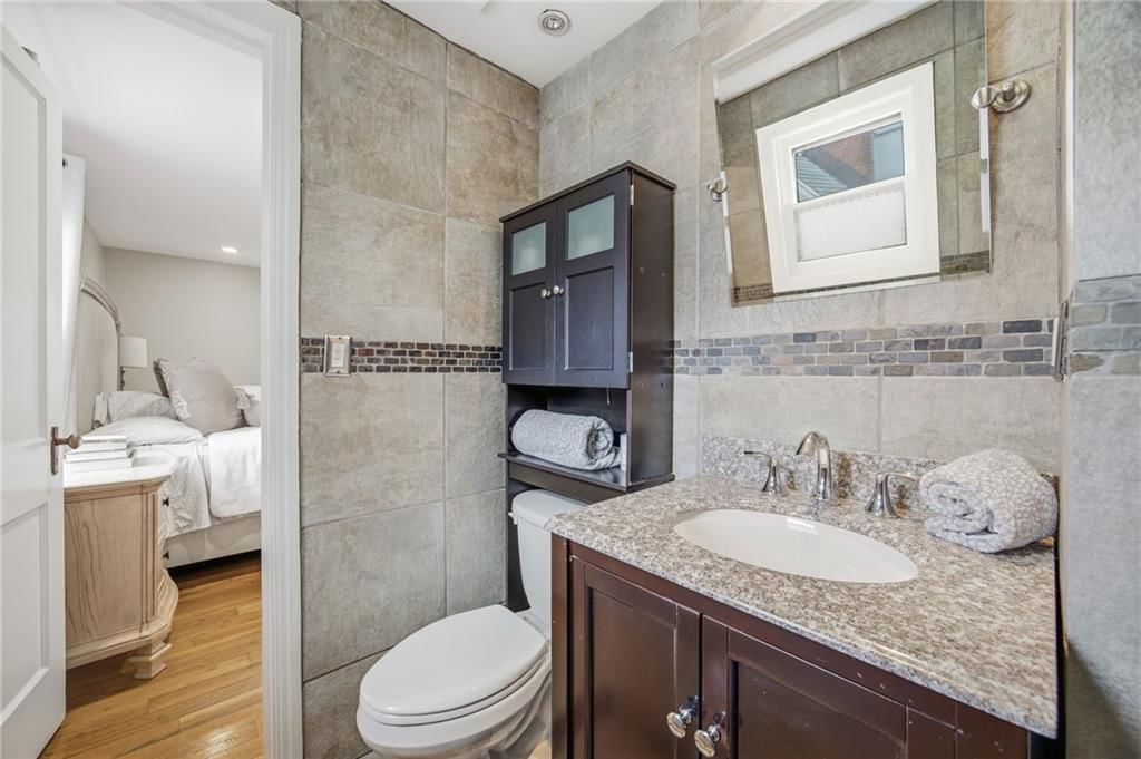 1207 W Gregory Boulevard — photo 22