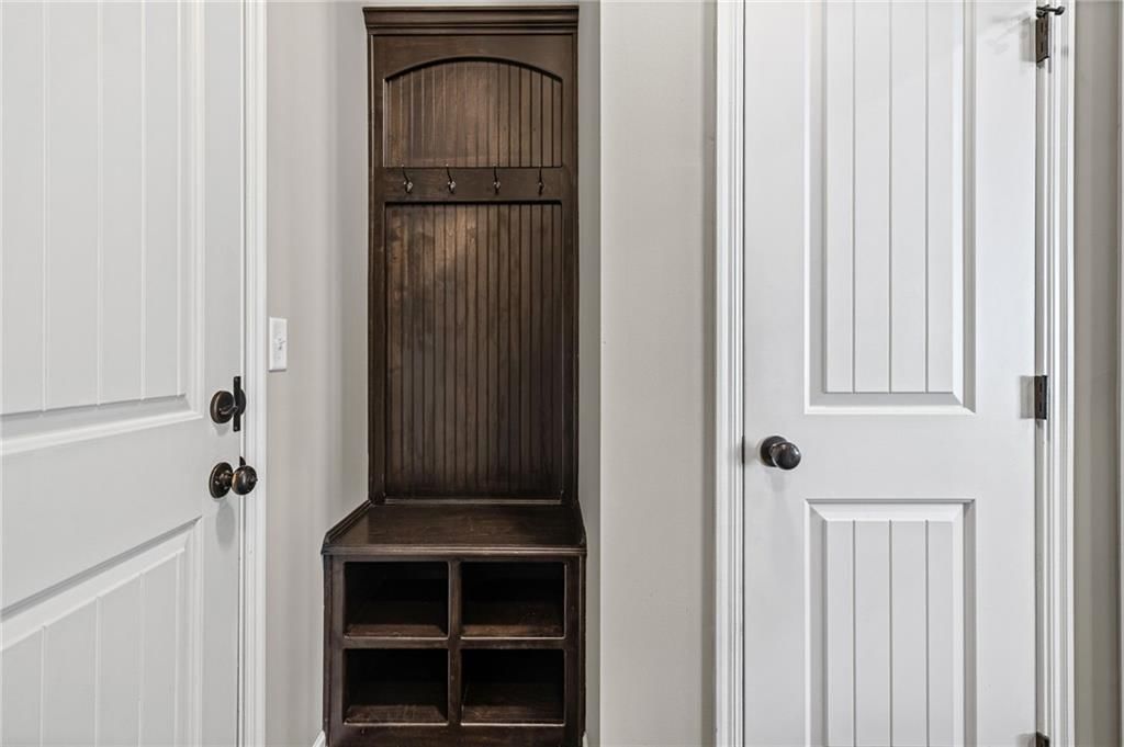 806 NW Par Drive — photo 19
