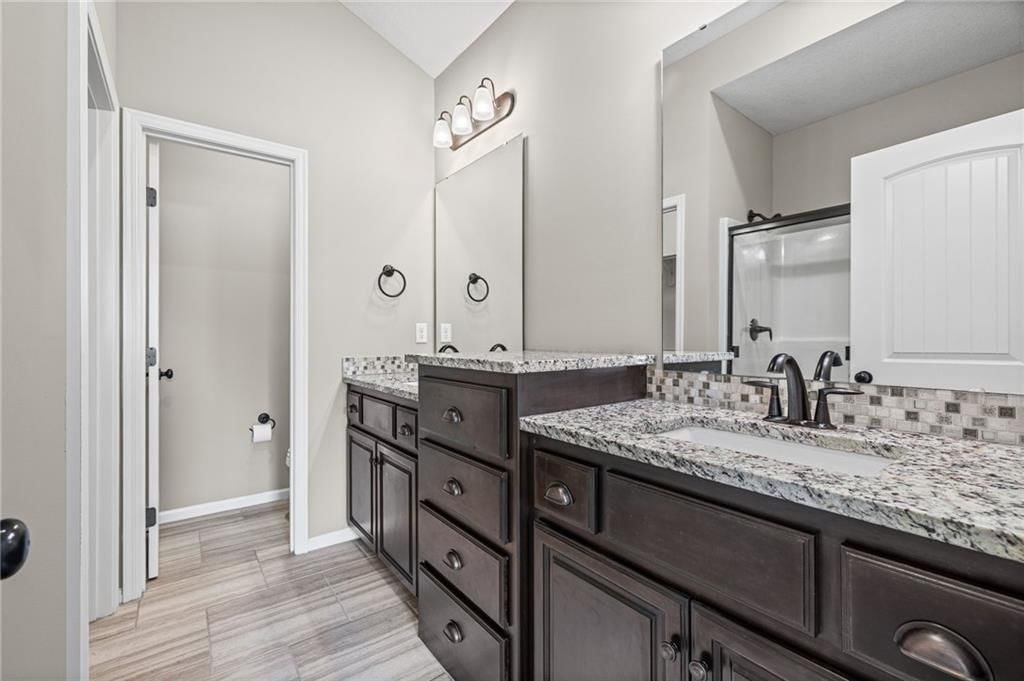 806 NW Par Drive — photo 23