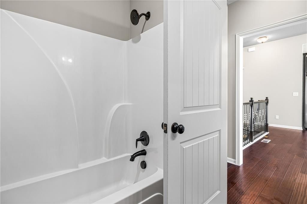 806 NW Par Drive — photo 28