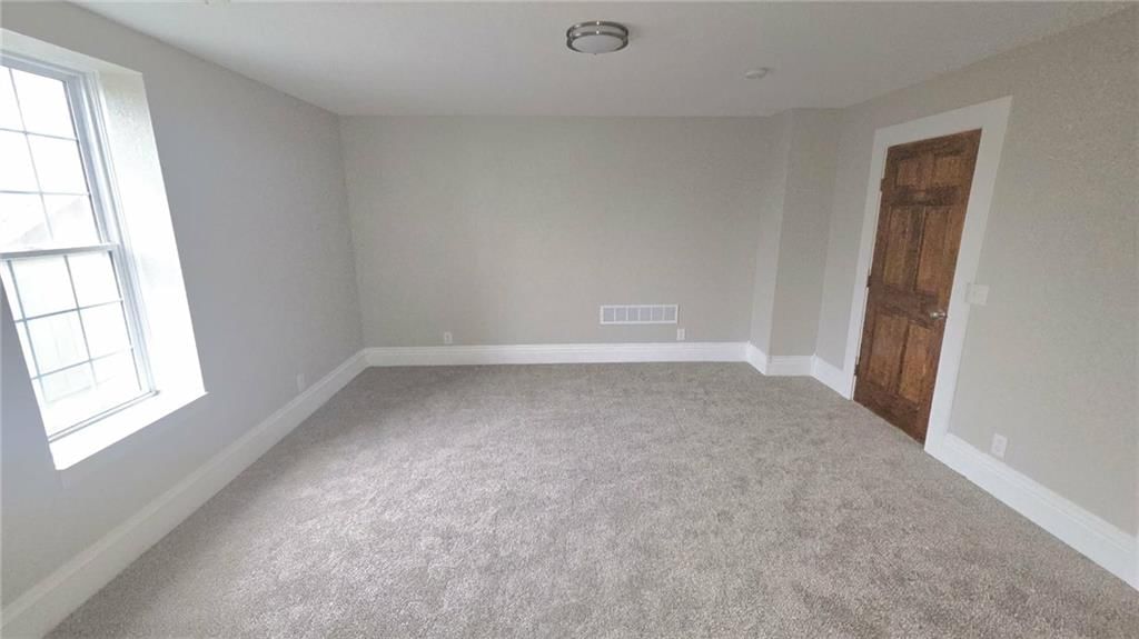 405 W Peoria Street — photo 16