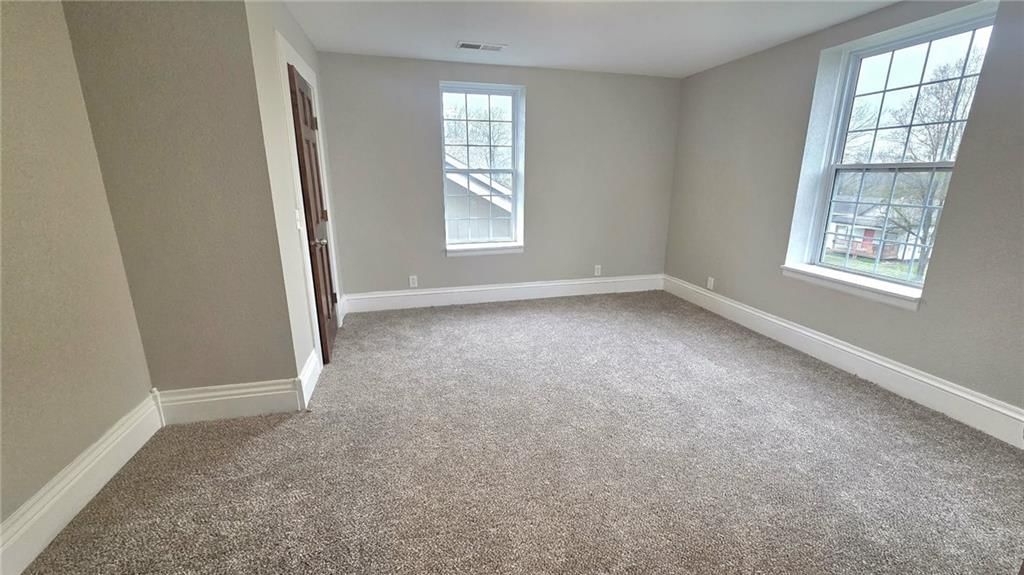 405 W Peoria Street — photo 24