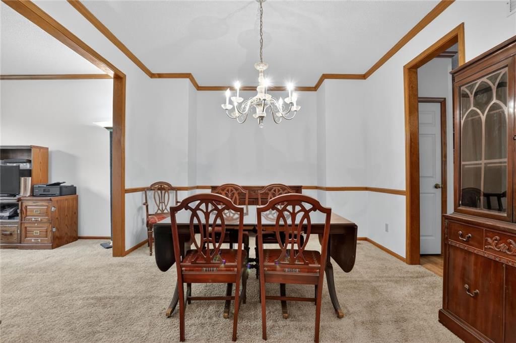 8442 Lakeview Avenue — photo 3