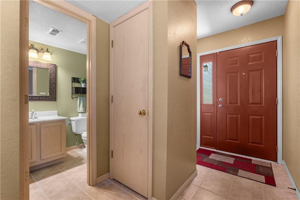 6157 NE Moonstone Court — photo 11