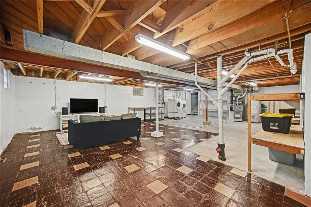 5630 Beverly Lane — photo 21
