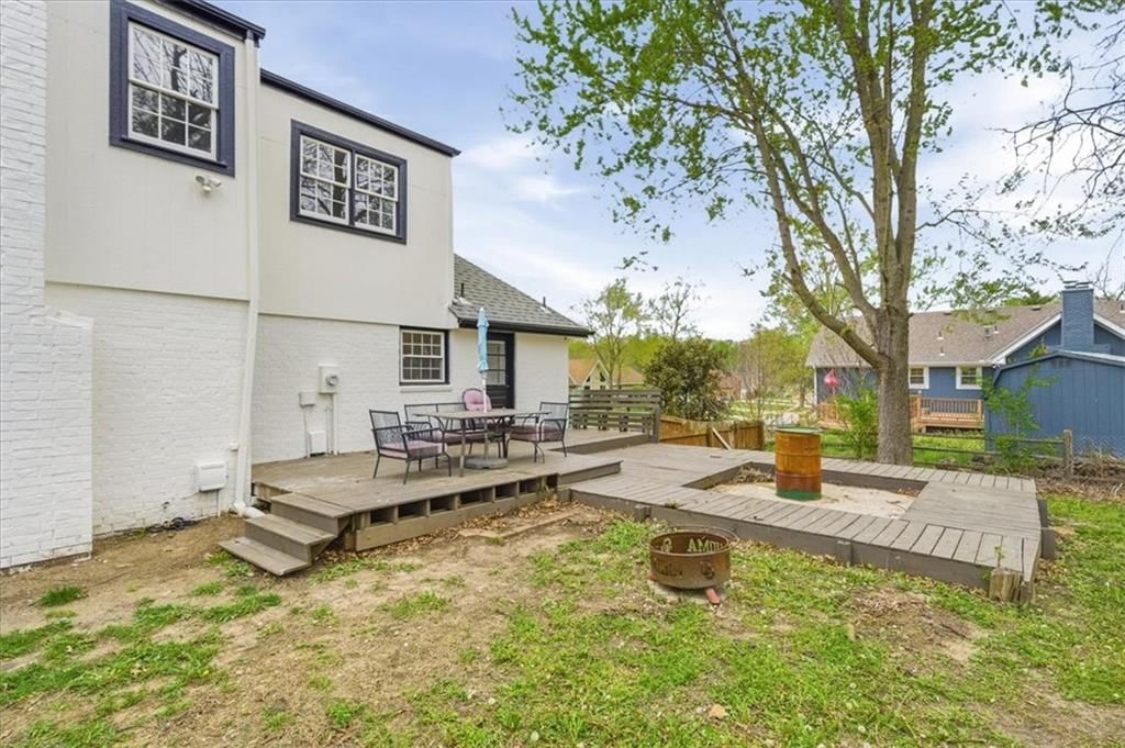 12816 Overhill Avenue — photo 26
