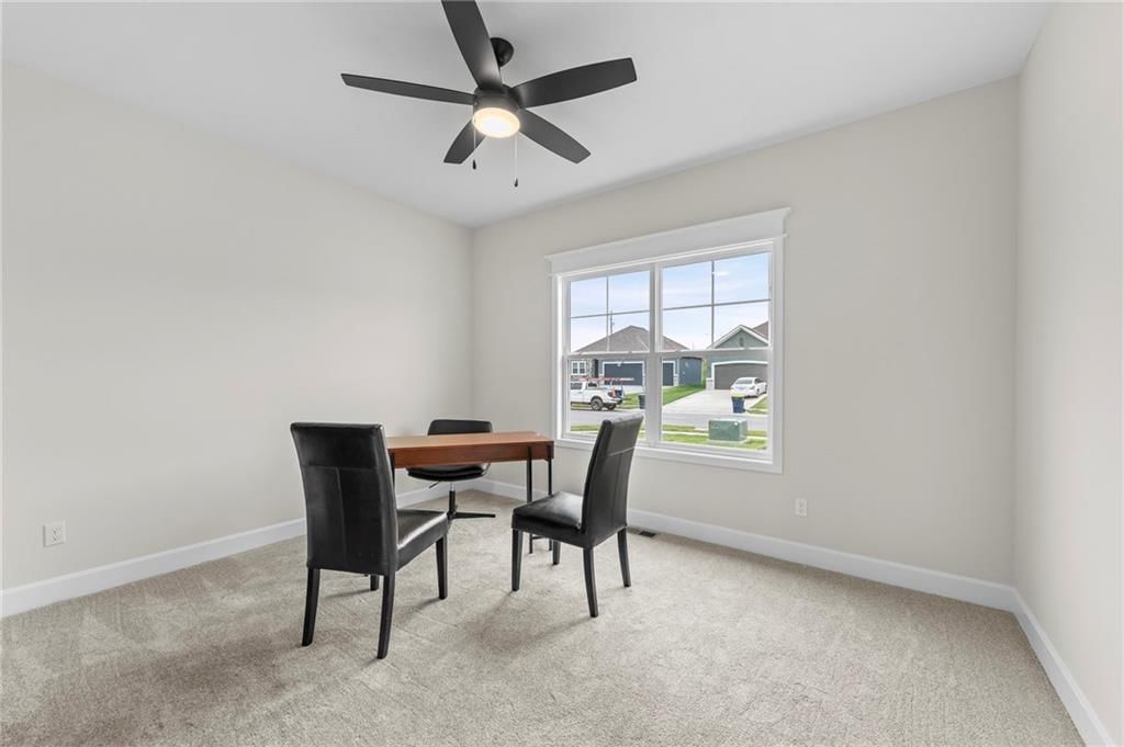 10619 N Bell Street — photo 27