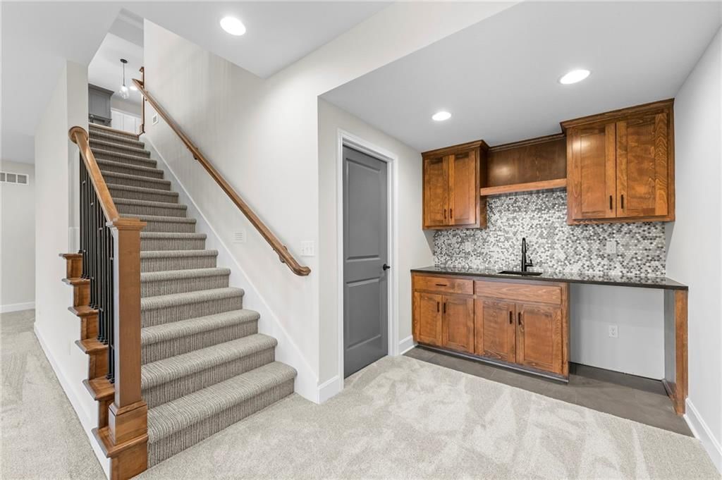 10619 N Bell Street — photo 30