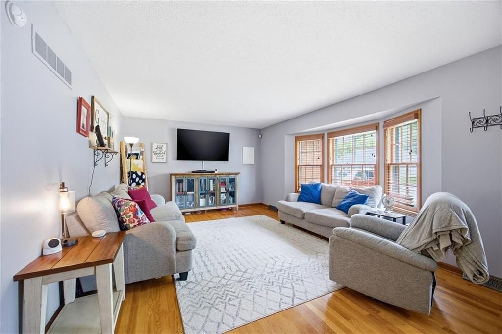 3508 Shady Bend Drive — photo 5