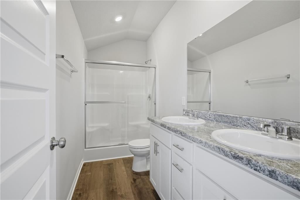 612 W Bluebird Street — photo 16