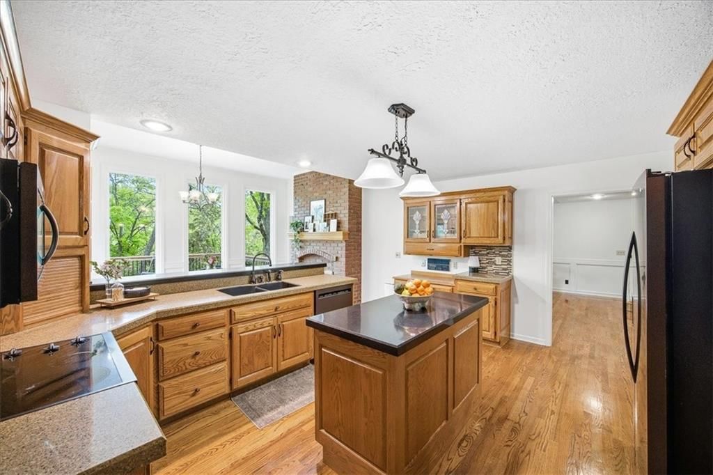 920 NW High Point Drive — photo 9