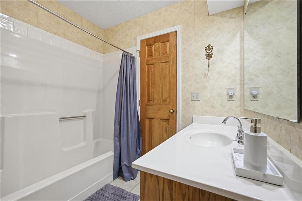 920 NW High Point Drive — photo 23