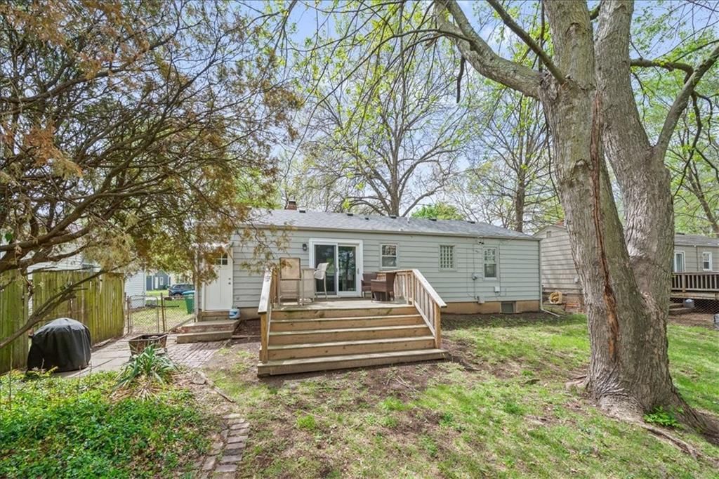 2816 W 47th Terrace — photo 23