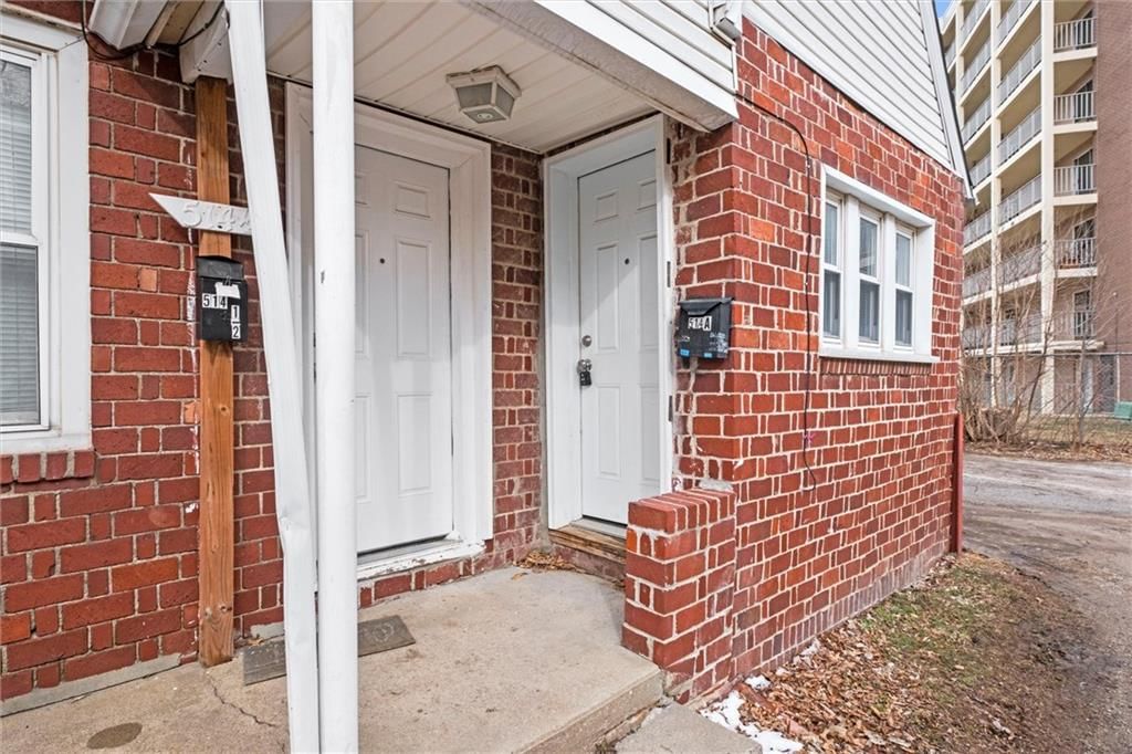514 W Walnut Street — photo 2