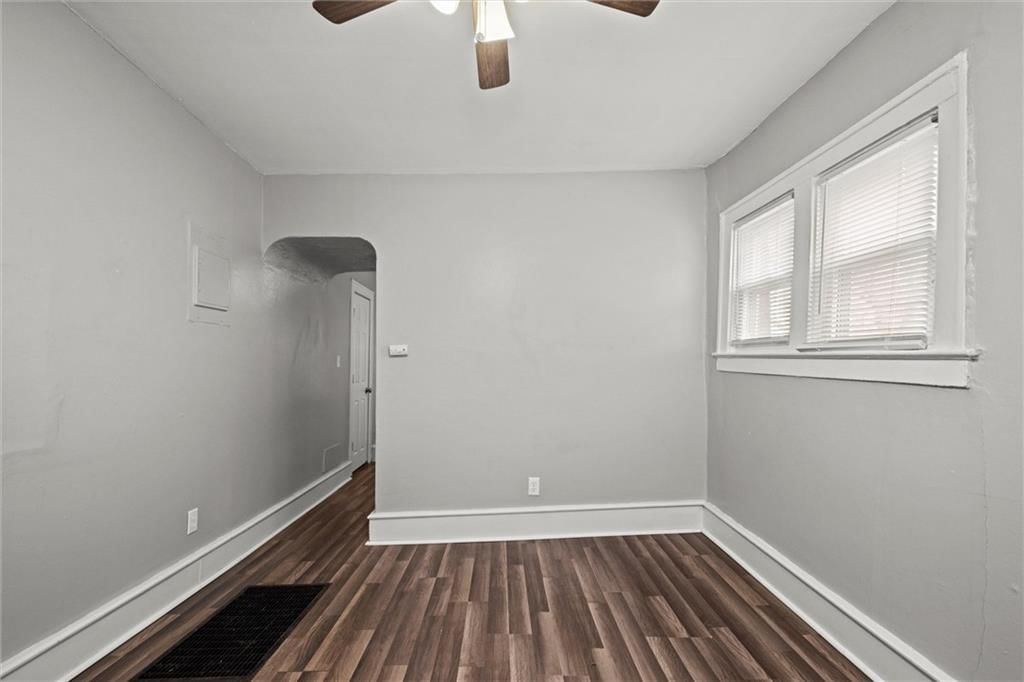 514 W Walnut Street — photo 4