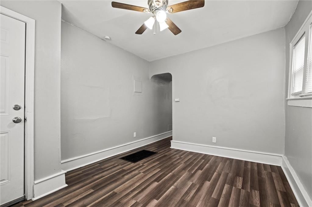514 W Walnut Street — photo 5
