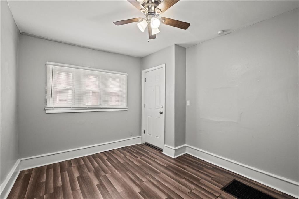 514 W Walnut Street — photo 6