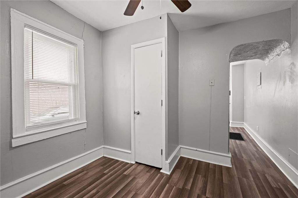 514 W Walnut Street — photo 10