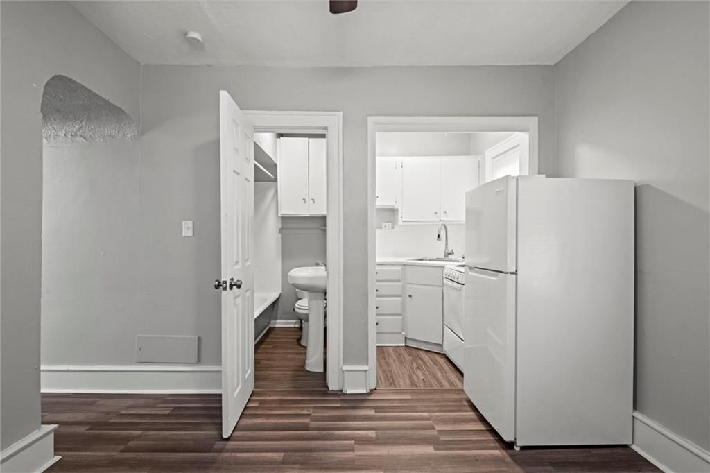 514 W Walnut Street — photo 13