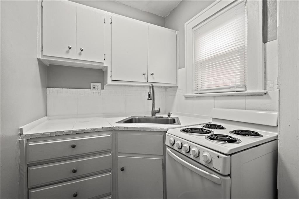 514 W Walnut Street — photo 14