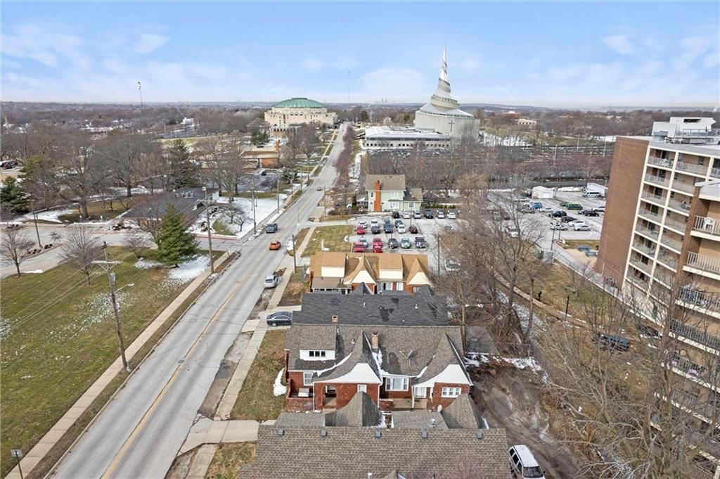 514 W Walnut Street — photo 20