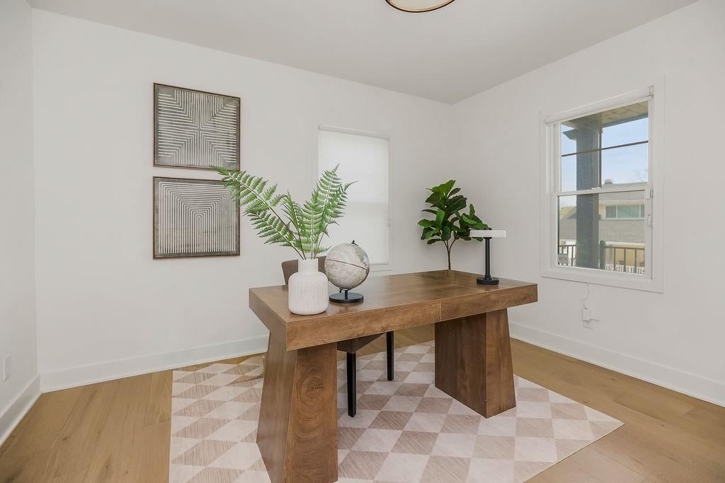 4536 Mercier Street — photo 13