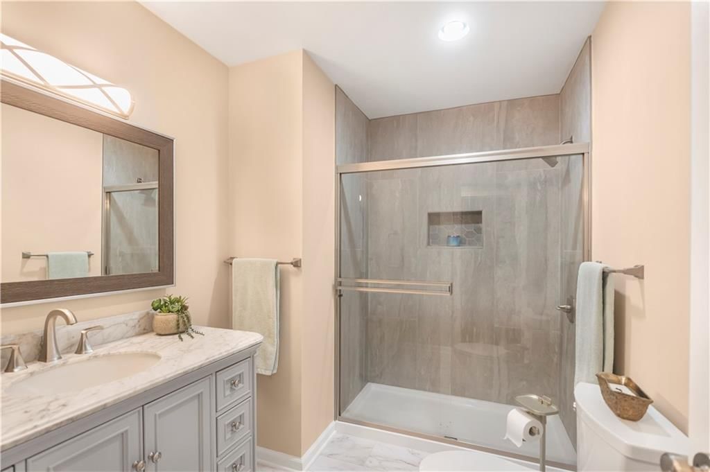 8025 Waverly Avenue — photo 16