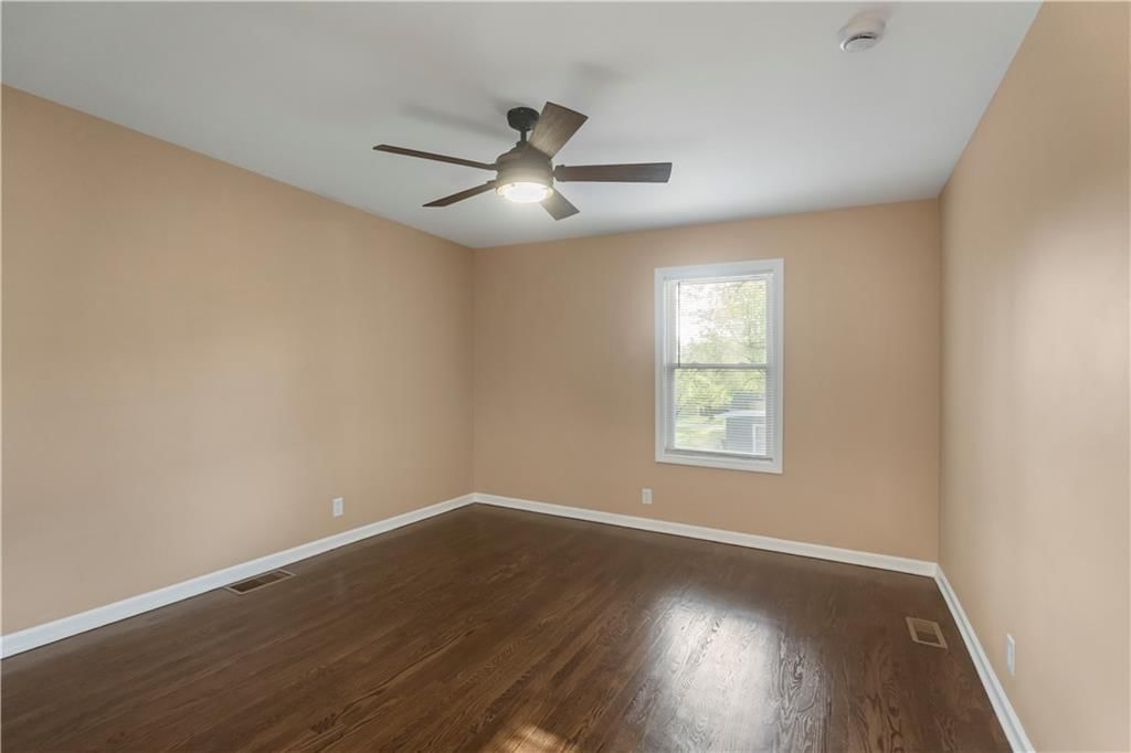 8025 Waverly Avenue — photo 18