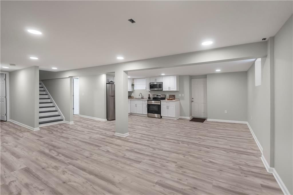 8025 Waverly Avenue — photo 23