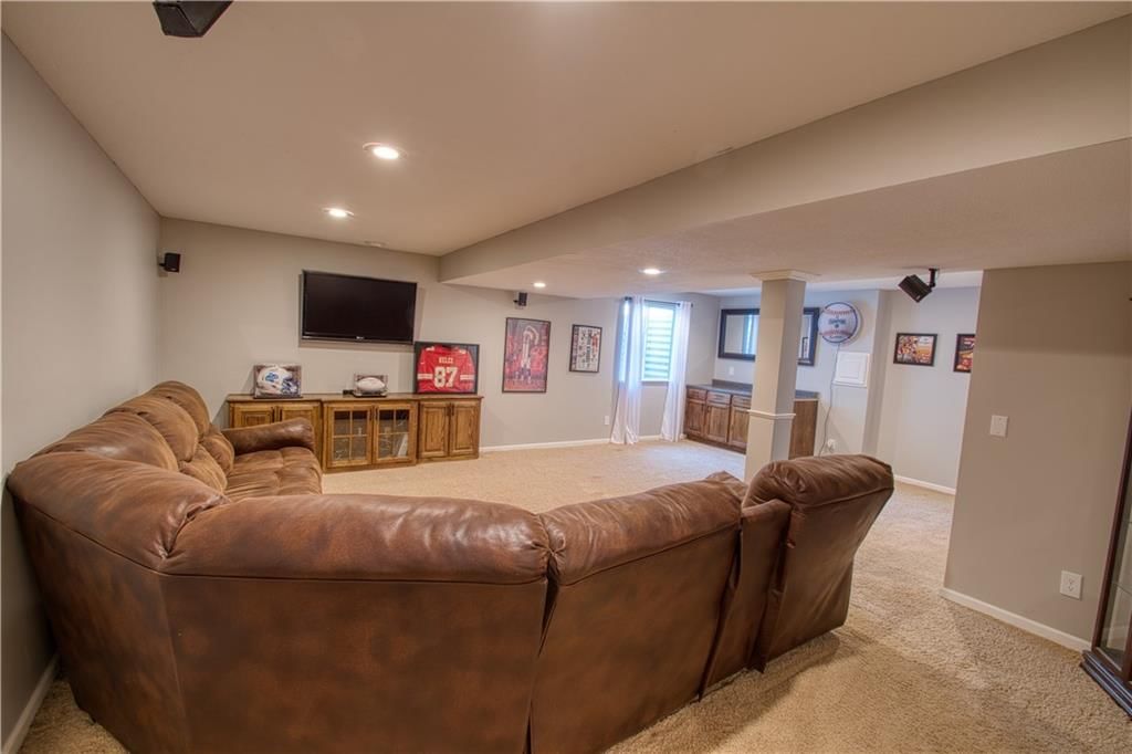 16330 S Chester Street — photo 24