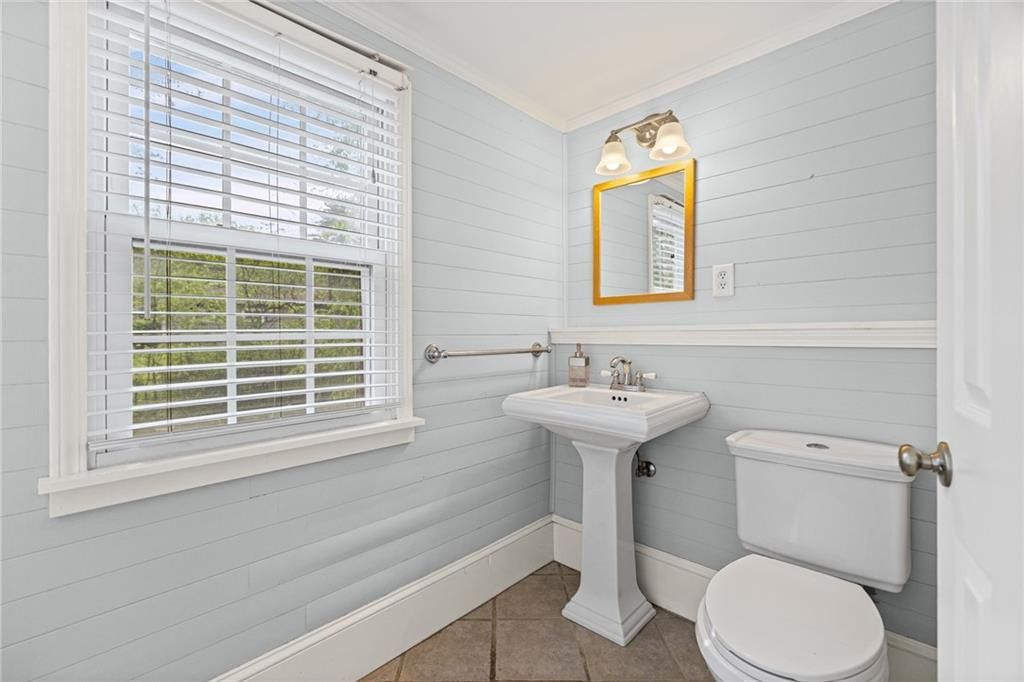 7633 Tomahawk Road — photo 17