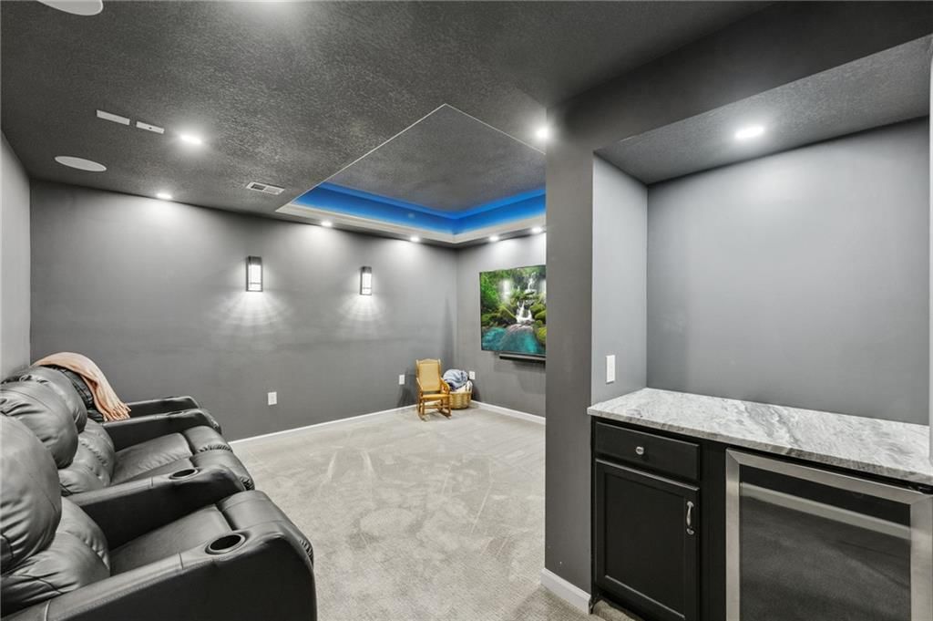 4246 W 150 Terrace — photo 37