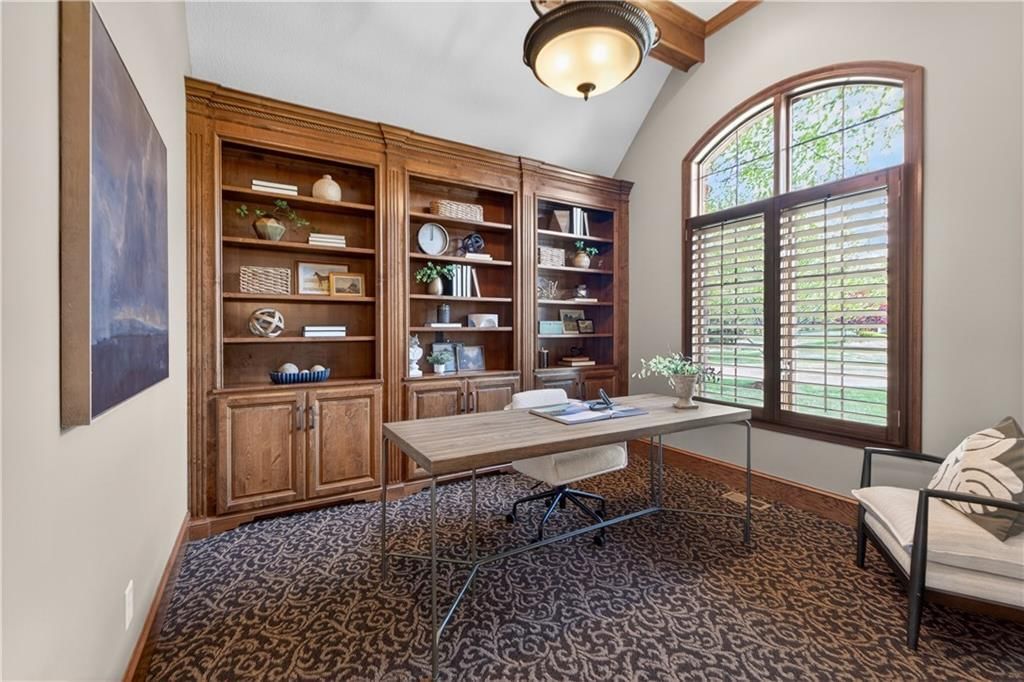 15320 Larsen Street — photo 18