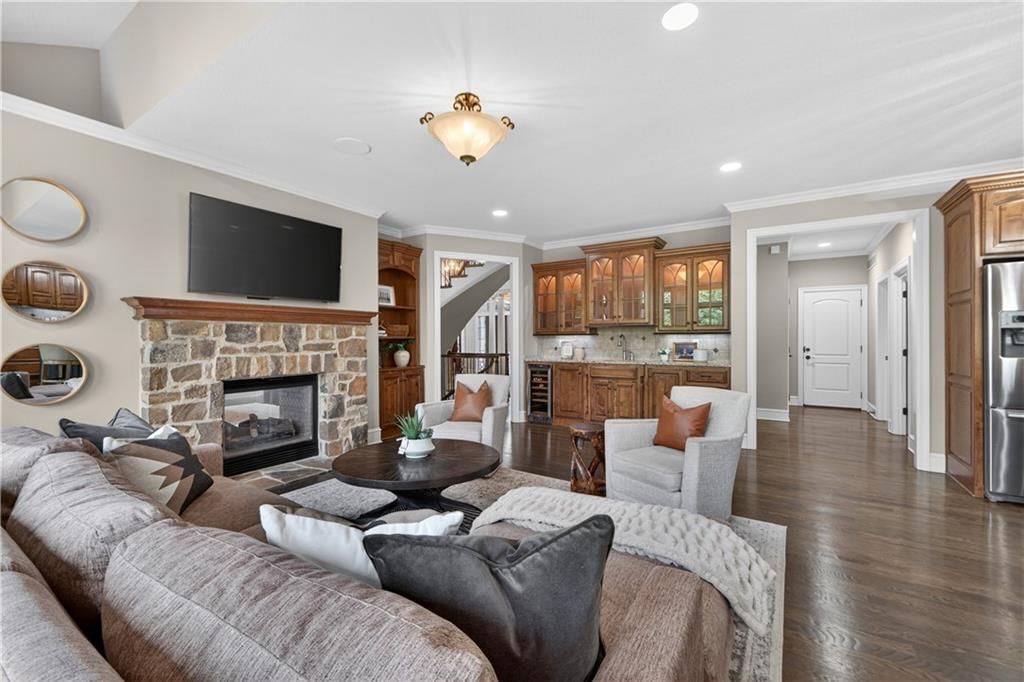 15320 Larsen Street — photo 19