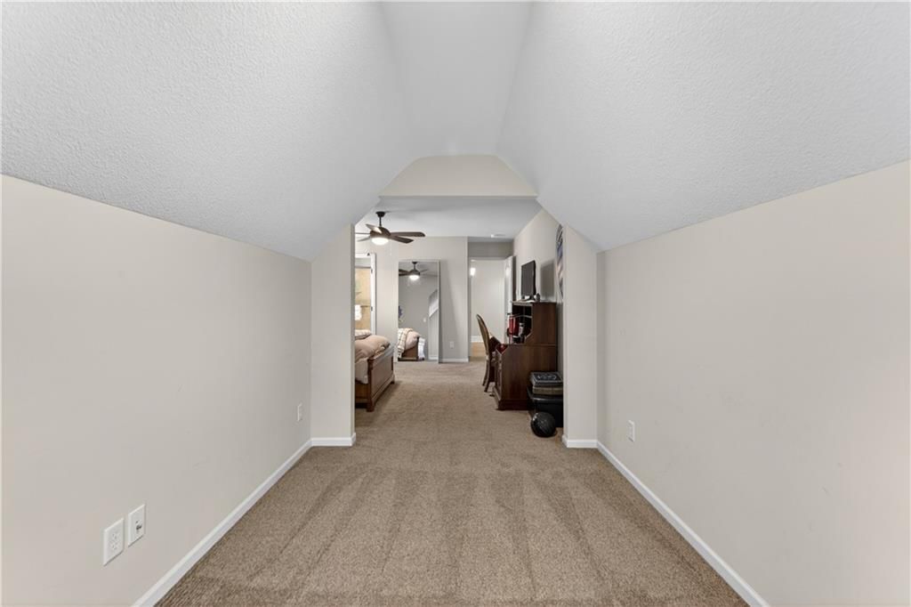 15320 Larsen Street — photo 36